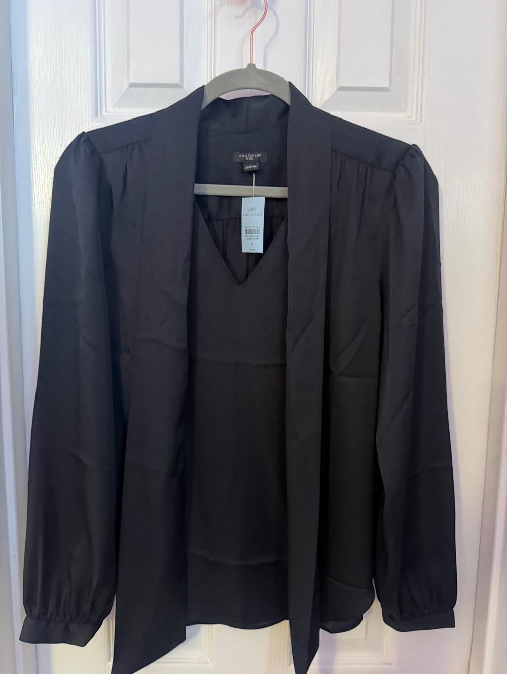 Ann Taylor Black Long-Sleeve Tie-Front Blouse